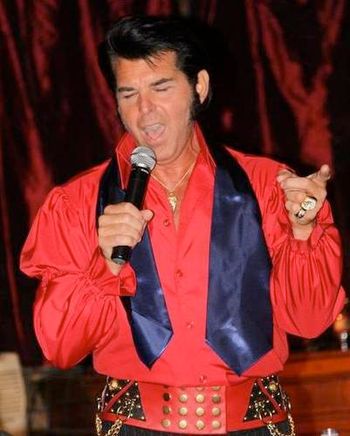 Performing at Dads PLace in Memphis for Elvis week 2011

