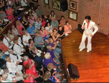 Performing at the Hard Rock Cafe Last Chance Elvis competition. Aug 12th 2012. This was alot of fun ,but the guy who announced me got my last name wrong. Called me Richie Santana. To bad my brother Carlos couldn't be there lol
