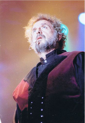 Gilles Servat, The Pilgrim, Lorient, 2001

