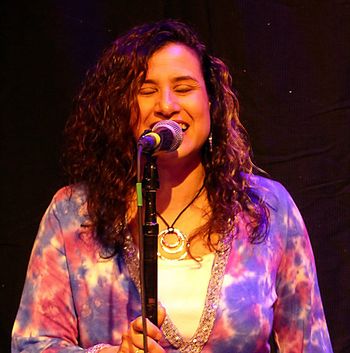 Sandy singing at The Reock N Roll Bangladesh Concert
