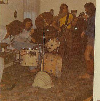 
Tim, Bill James & Tex rehearsing family home Eastwood 1974



