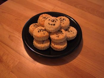 Biscuits with Coarse Salt & Pepper
