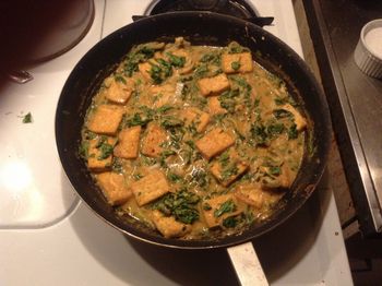 Tofu & Arugula Stir-fry
