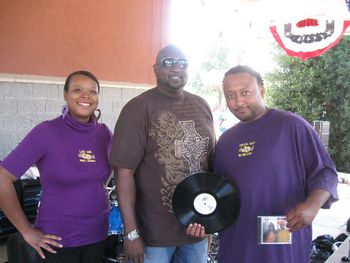 DIXIE CLASSIC FAIR 2010 MS. CRYSTAL,BLACKSMITH DJ, & J.O.T. pose together
