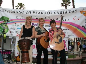 Women on the Move at Earth Day 2010 (L to R) Linda Geleris, Trish Lester, Joan Enguita
