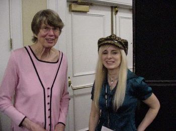 Janet Reno stops by for a pic and to say hello after Jennifer's Folk Alliance Show
