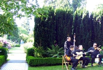 Bob, Matt, Larry and Eddie perform as the Rose City Hot Club in the Rose Garden
