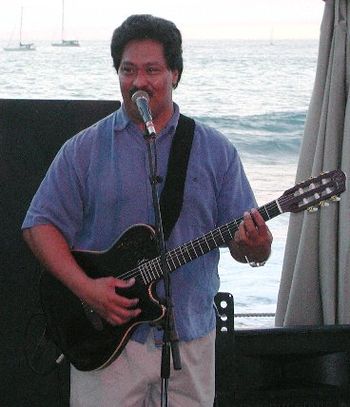 Warren, Huggos-On-The-Rocks, Kailua-Kona, Hawai'i, with Godin ACS guitar
