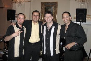 With the group Kimera: drummer Leo Costa, Marco Tulio, bassist Daniel Groisman and guitarist Miguel Rivera (Los Angeles, 2006).

