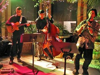 Concert with the group Klezmer Juice at UCLA (2005). Marco Tulio (guitar), Oliver Steinberg (bass) and Gustavo Bulgach (clarinet)
