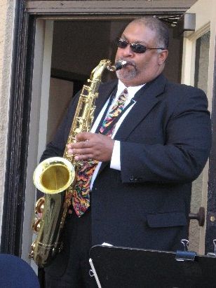 Tommy Myers - saxophones
