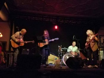 Auntie Em and the Tornadoes at Lindberg's Tavern-November 2016
