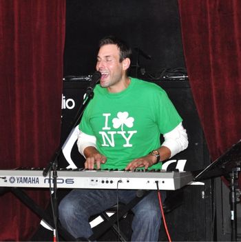 Joshua Louis performs at Ella Lounge in NYC on St. Pattie's Day!
