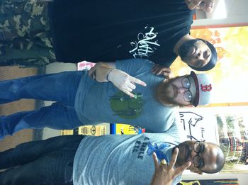 JONNOTTY aka RELL NYCE, SCHOOLKIDS EMPLOYEE MATTI, & EDDIE KANE jr GETTING READY FOR 2014 LIVE IN-STORE PERFORMANCE IN RALEIGH, NC (SCHOOLKIDS RECORDS)!!!!
