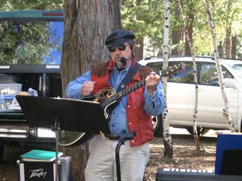Milt takes his show on the road at AppleHill, CA
