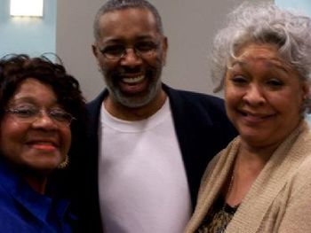 Shirley Jenkins, Harold Lee Rush & La Donna Tittle chat at IFPA meeting
