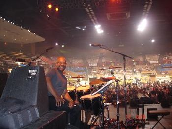 Finishing Soundcheck in Fresno, CA on Art Laboe: One Night of Soul Tour 2007!
