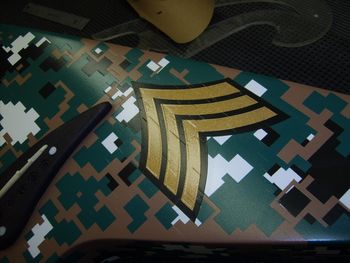 The sarge stripes are done, and the guitar is ready for final satin lacquer clear coats......
