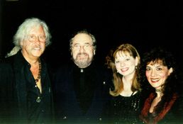 Arlo Guthrie, Phil Ramone, Joan and Paula Mengarelli
