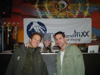 Kristina Sky and Blank & Jones @ Grooveriders Record Shop, L.A.

