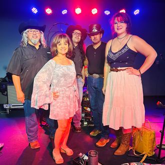 Luna, Upfront, casino, country, cumbia, dance, band, Albuquerque, New Mexico
