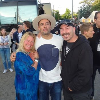 Gretchen Stagg, Ben Harper and Heath De Fount-Haberlin hanging backstage at BottleRock in Napa, California!
