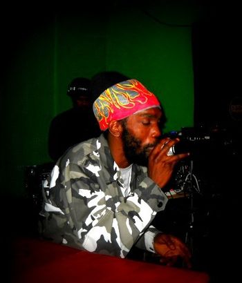 Zally Live in Tampa, Florida
Caribbean Cuisine--December 10th, 2011
Highgrade Vybz Promotion Show
