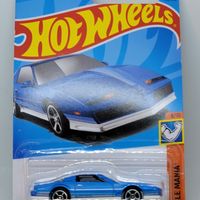 Hot Wheels Muscle Mania 84 Pontiac Firebird Blue Trans Am