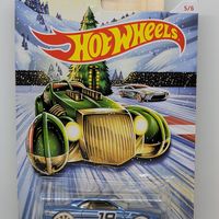 Hot wheels holiday muscle tone 2019 5/6