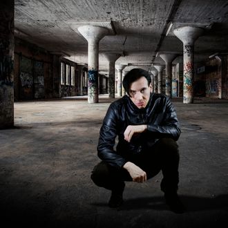Steven Mercyhill-Underground garage, graffiti columns, alternative rock, recording artis