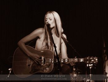 Live @ Hotel Cafe - by Dave Welch

