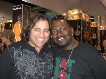 Gustavo & Randy Jackson (c)AIP 2012
