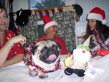 2007, Shackie, Shang, Gina, Jason and brother Tim discussing what a Merry Christmas was to be in store for all.!
