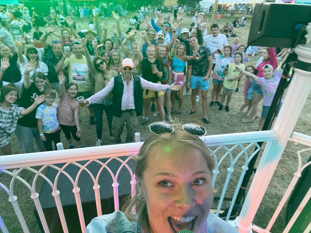 Thanks to all those who came to watch Jess at the Big Feastival on Saturday 27th August! 2022