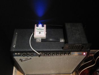 Fender super reverb with trusty Brain Seltzer Nocture pedal..thanks Tavo!

