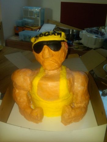 Hulk Hogan cake
