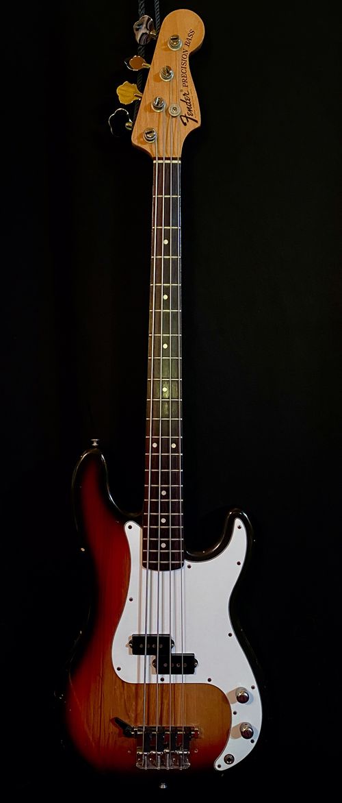 Fender Precision Bass 1974 with Ellio Martina bass mute system
