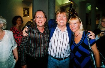 George visits with Peter Noone and WAMI Vice President Barbara Wagner after the Herman's Hermits show.
