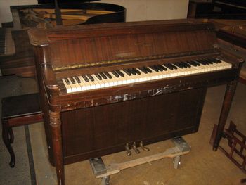 Rare tiny 73 key 1941 Winter spinet. That came in, needed to be refinished, cleaned and new key covers. Great sound though for a spinet considering how tiny it really is.
