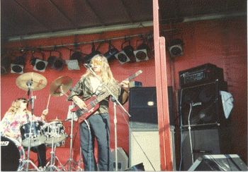 noe valles 1989 live at john lennon park festival olmito texas
