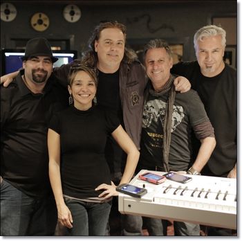 KOS - left to right: Clint Beard (keys), Gladys Justiniano (vocals), Me, Ben Van Hook (guitar), Drew Steinke (drums)
