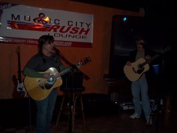IN THE ROUND WITH MIKE MITCHELL @ MUSIC CITY RUSH 04/30/10
