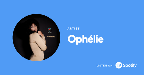 Ophélie Artiste de musique. une jeune artiste d'origine Réunionnaise. Ophélie Singer est une jeune artiste autodidacte d'origine Réunionaise. Ophélie Au nom de l'amour - Album EP
