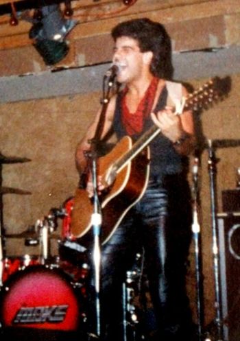 Gene O. performing with The Make
