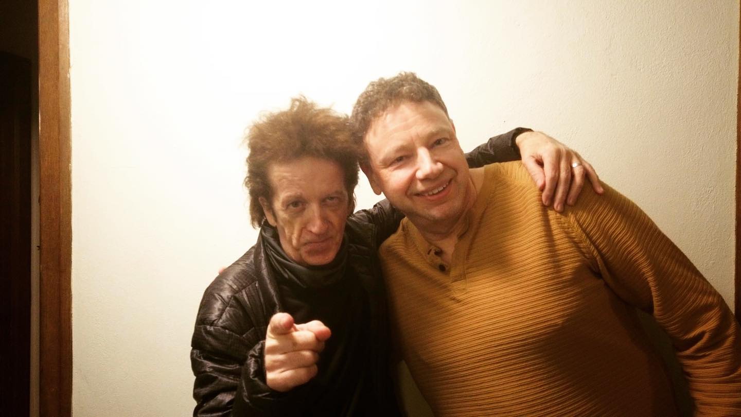 Willie Nile backstage with opening artist Jason Didner at Outpost in the Burbs in Montclair, March 2023