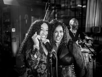 Jaquita and Tania
Behind the scenes and in the between..
Houseofreedom All-Stars, live from ODR Studios,
Newark New Jersey

photo: Conni Freestone
