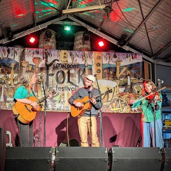 At Maldon Folk Festival with special guest Lucy Wise
