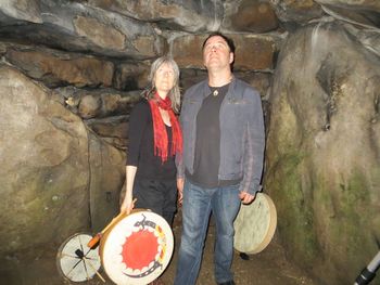A powerful, sacred, musical experience; recording in 5,600+ yr old West Kenneth Long Barrow (Avebury, England, 2012)
