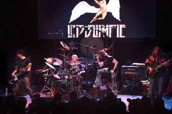 Led Blimpie SOLD OUT show! Gramercy Theatre NYC. Jan. 20, 2018 - Photo Credit: Heliel Cavalcanti
