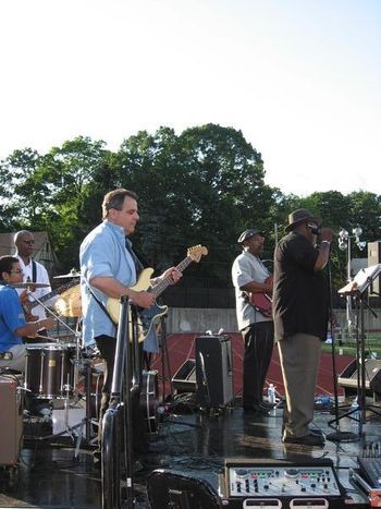 Ken Eichler with the Eric Lesser Band 2007.
